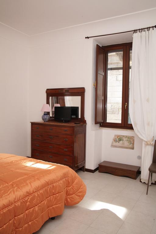 Maestranza Holiday Сиракуза Екстериор снимка